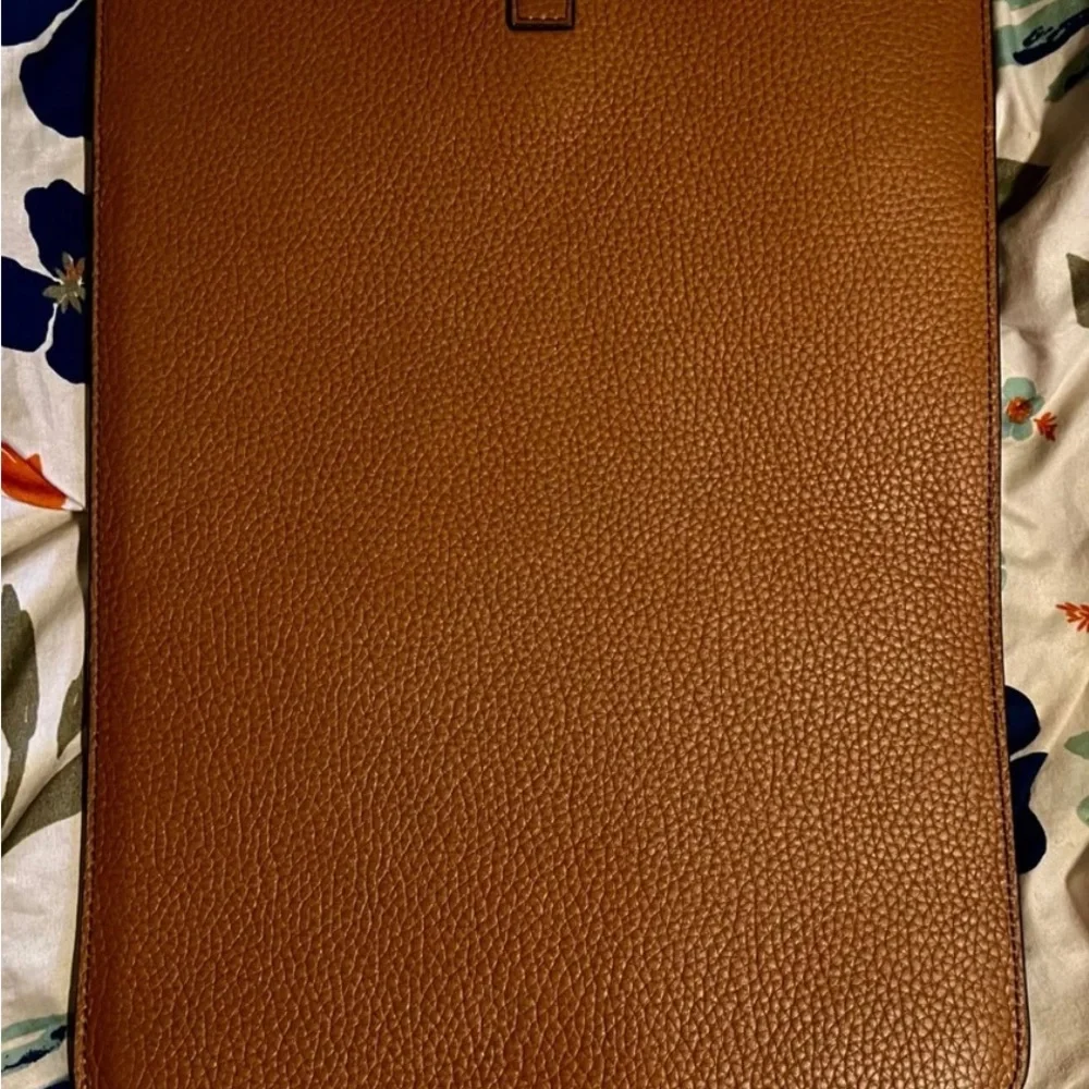 Michael Kors Medium Tech Sleeve in Luggage